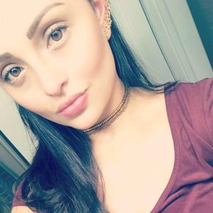 Meet your Posher, Marcela